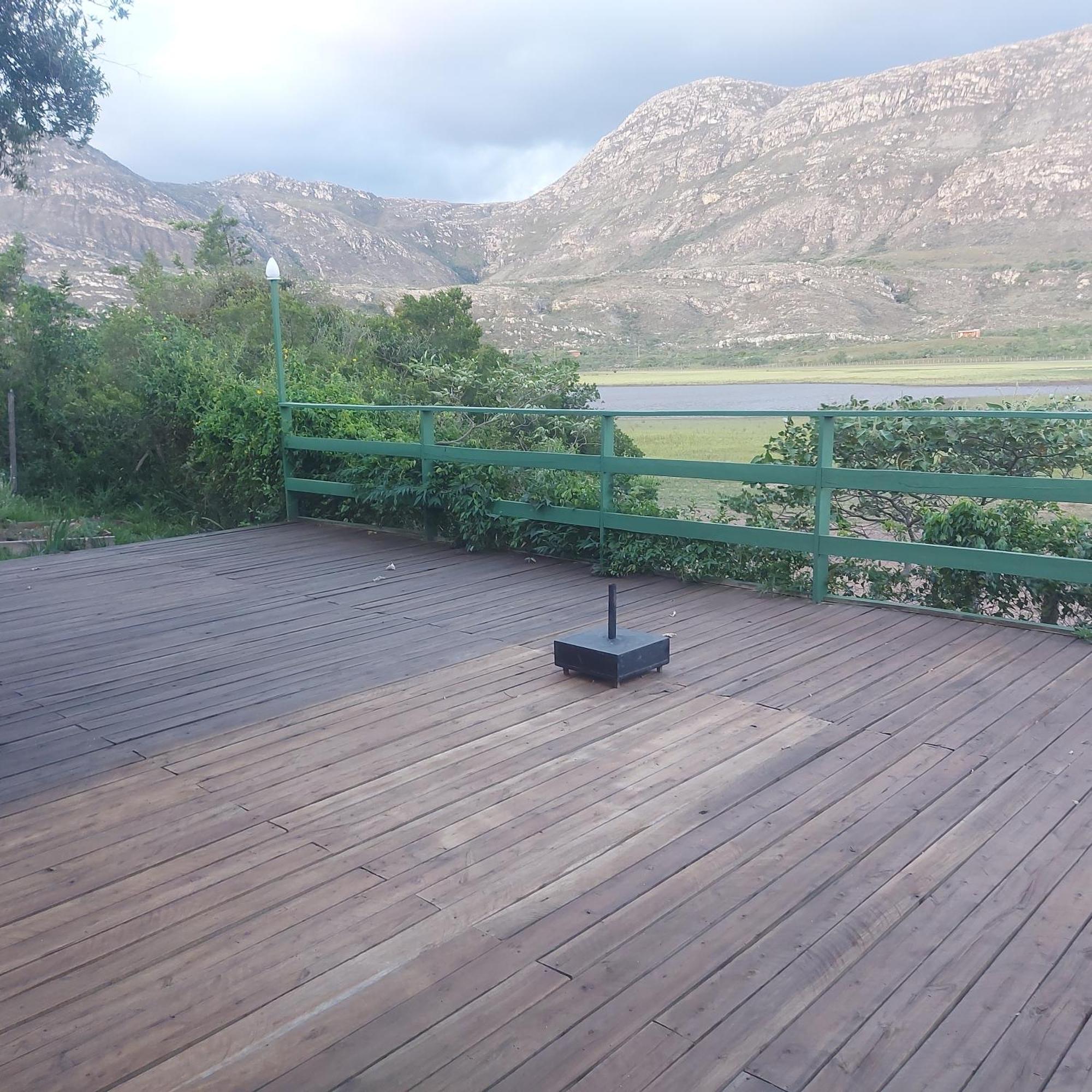 Casas E Apartamentos Da Praia, Lapinha Na Beira Do Lago Сантана-ду-Ріашу Екстер'єр фото